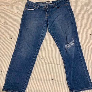 Levi Boyfriend Distressed Ankle Jean